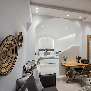 ** Inn Bohemia Luxury Living Greece